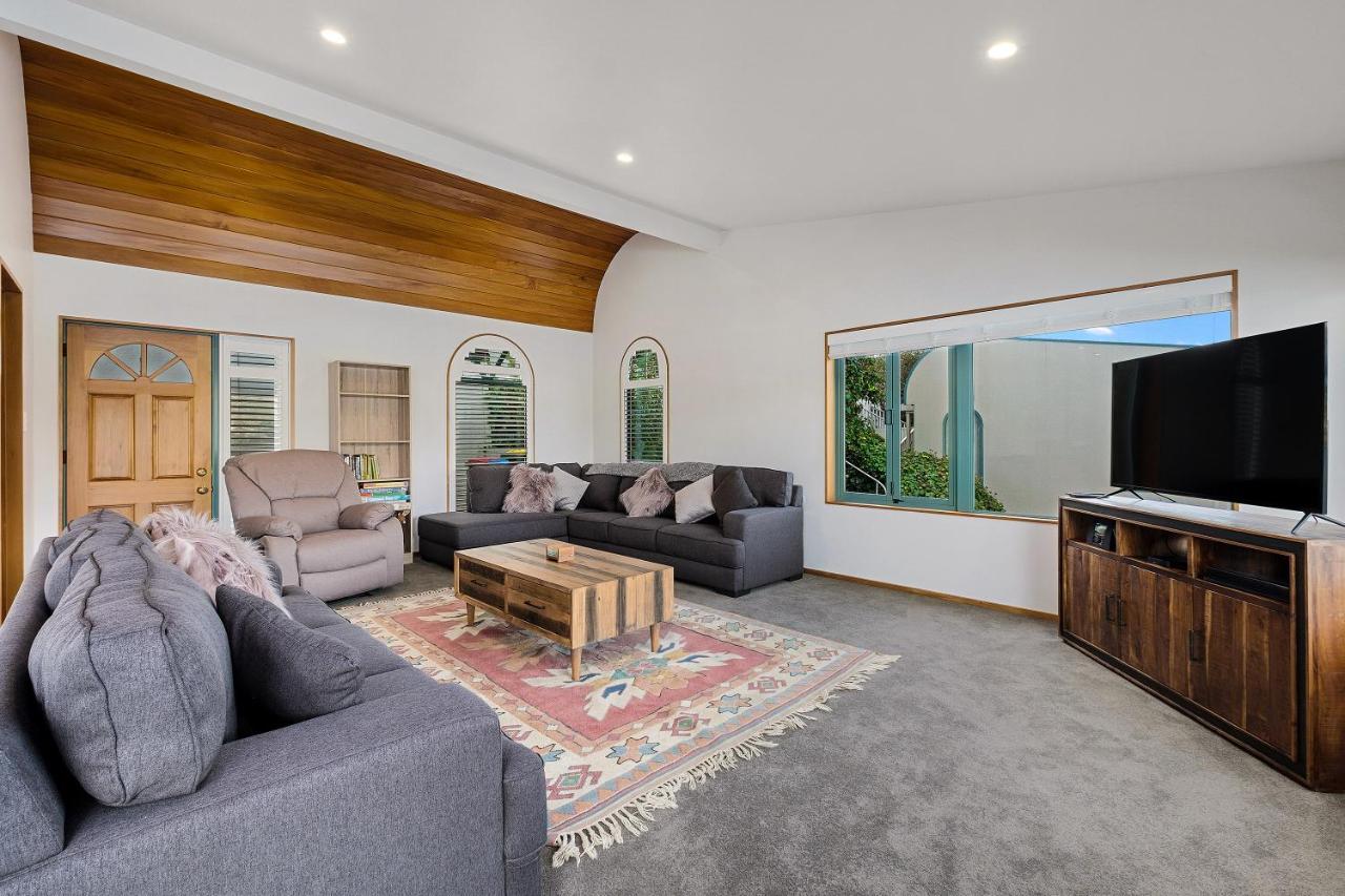 Huge Lakefront Delight - Queenstown Holiday Home Zewnętrze zdjęcie