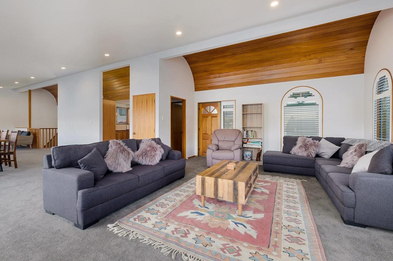 Huge Lakefront Delight - Queenstown Holiday Home Zewnętrze zdjęcie