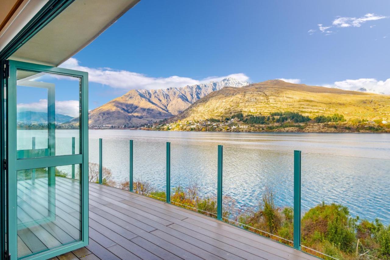 Huge Lakefront Delight - Queenstown Holiday Home Zewnętrze zdjęcie